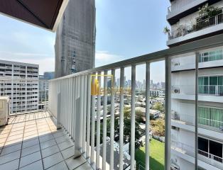 Noble Ora  Large 2 Bedroom Condo in Thonglor