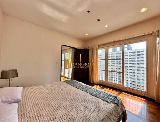 Noble Ora  Large 2 Bedroom Condo in Thonglor