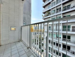 Noble Ora  Large 2 Bedroom Condo in Thonglor