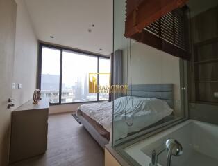 The Esse Asoke  1 Bedroom Condo For Rent