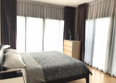 Noble Reveal  2 Bedroom Condo For Rent in Ekkamai