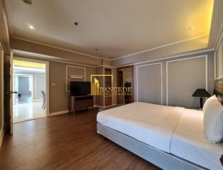 2 Bedroom Serviced Apartment in Phrom Phong