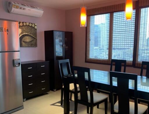 2 Bedroom Condo For Rent in Pearl Garden, Sathorn