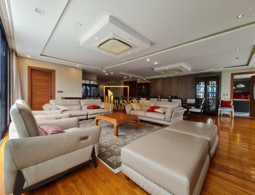 3 Bedroom Apartment For Rent in Asoke