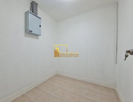 1 Bedroom Apartment For Rent in Phrom Phong