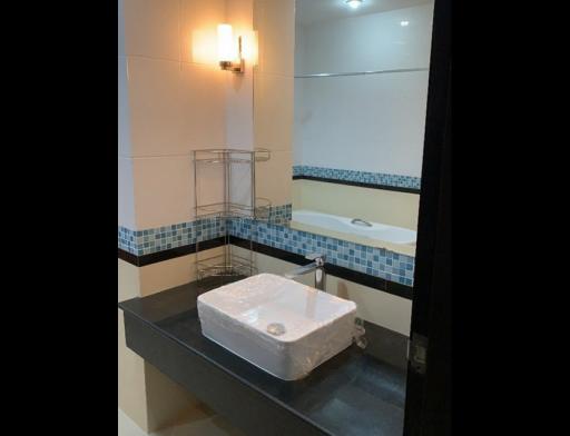 2 Bedroom For Rent in Citi Smart Condo, Asoke