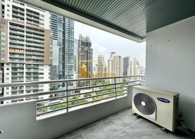 Acadamia Grand Tower  2 Bedroom Property For Sale in Phrom Phong