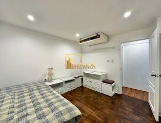 Acadamia Grand Tower  2 Bedroom Property For Sale in Phrom Phong