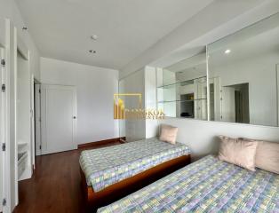 Nondzee Condominium  Spacious 3 Bedroom Duplex Condo in Sathorn