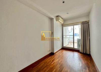 Nondzee Condominium  Spacious 3 Bedroom Duplex Condo in Sathorn