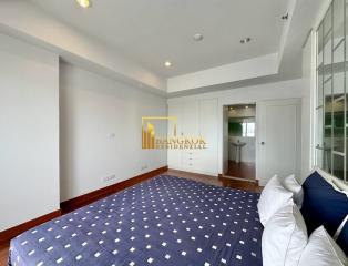 Nondzee Condominium  Spacious 3 Bedroom Duplex Condo in Sathorn