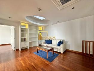 Nondzee Condominium  Spacious 3 Bedroom Duplex Condo in Sathorn