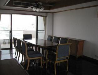 3 Bedroom For Rent And Sale in Riverside Tower 2