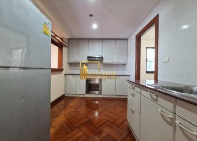 3 Bedroom Apartment For Rent in Ekkamai