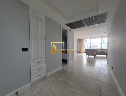 Somkid Garden  Spacious 3 Bedroom Luxury Condo in Chit Lom