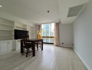 Somkid Garden  Spacious 3 Bedroom Luxury Condo in Chit Lom