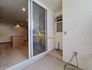 2+1 Bedroom Condo For Rent in Newton Tower, Nana