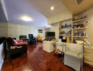 3 Bedroom House For Sale in Sathorn