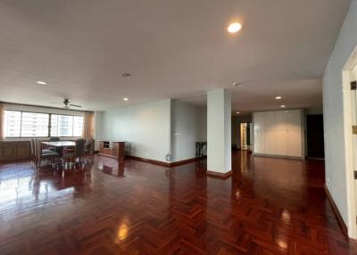 4 Bedroom For Rent in Mano Tower, Phrom Phong