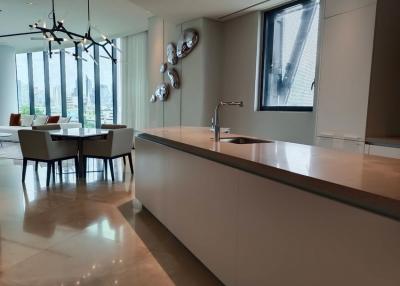 2 Bedroom in Banyan Tree Residence Riverside