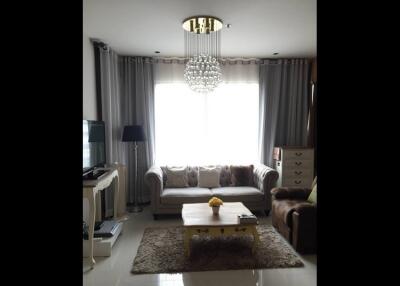 1 Bedroom For Rent or Sale in Emporio Place, Phrom Phong
