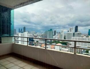 3 Bedroom For Rent in Hampton Thonglor