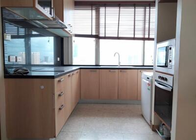 3 Bedroom For Rent in Hampton Thonglor