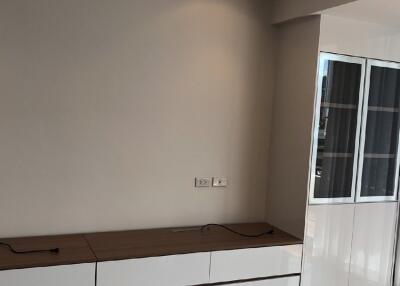 3 Bedroom Duplex Apartment For Rent in Phrom Phong