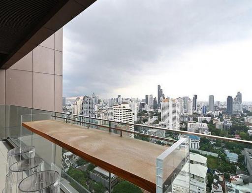 2 Bedroom For Rent in Vittorio Sukhumvit 39