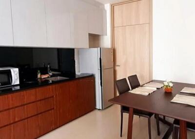 2 Bedroom For Sale in Noble Ploenchit