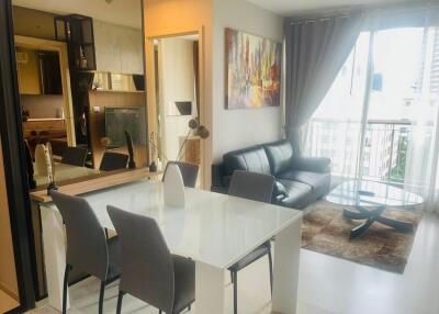 Rhythm Sukhumvit 42  2 Bedroom Condo in Ekkamai