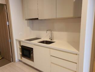 2 Bedroom For Rent in Noble Ploenchit