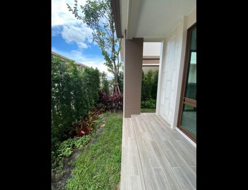 4 Bedroom House For Sale in Burasiri Krungthep Kreetha