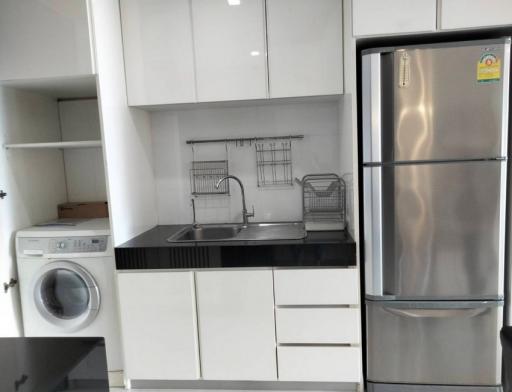 2 Bedroom For Rent in Noble Remix Thonglor