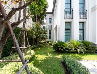 Baan Sansiri Pattanakarn  4 Bedroom Luxury Home For Sale