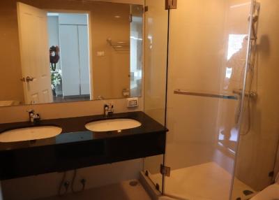5 Bedroom in Belle Grand Rama 9 For Rent or Sale