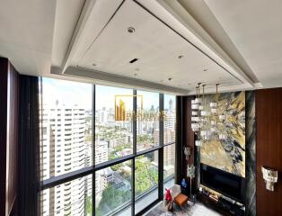 Vittorio  3 Bedroom Triplex Penthouse For Sale in Phrom Phong