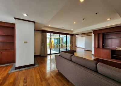 4 Bedroom Duplex Penthouse For Rent in Ekkamai