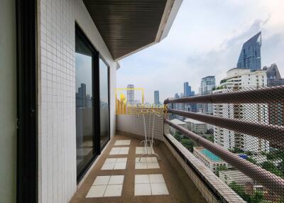 Richmond Palace  2 Bed Condo For Sale in Phrom Phong