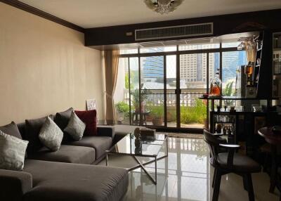 Grand Ville House 2  3 Bedroom Asoke Condo For Sale