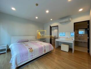 The Address 42  2 Bedroom Condo in Ekkamai