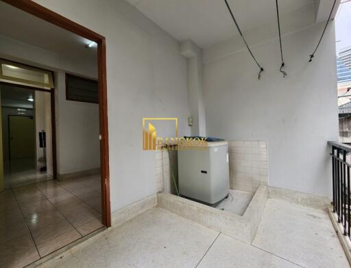 3 Bedroom Apartment For Rent in Nana