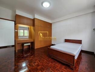 3 Bedroom Apartment For Rent in Nana