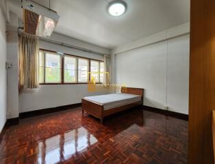 3 Bedroom Apartment For Rent in Nana