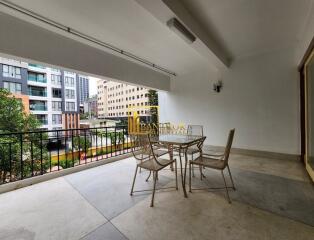 3 Bedroom Apartment For Rent in Nana