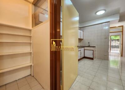 3 Bedroom Apartment For Rent in Nana