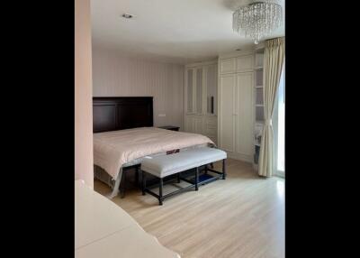 2 Bedroom For Sale in Tristan Condo