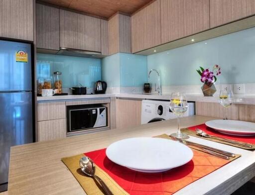 2 Bedroom Serviced Apartment in Phloen Chit