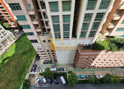 Q Langsuan  2 Bedroom Condo in Chidlom