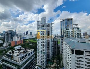 Q Langsuan  2 Bedroom Condo in Chidlom